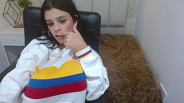 دردشة mia_velvetk الجنسية المباشرة