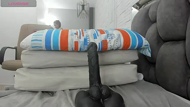 XXX chat uživo modela allice_green