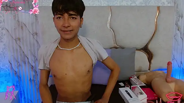 Show modela osamu_tay na web-kameri