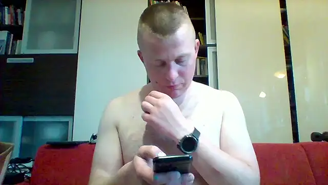 Matttthees 即時 XXX 聊天