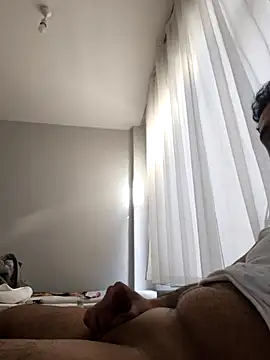 Alikrcm37 Adlı Modelin Web Kamerası Şovu