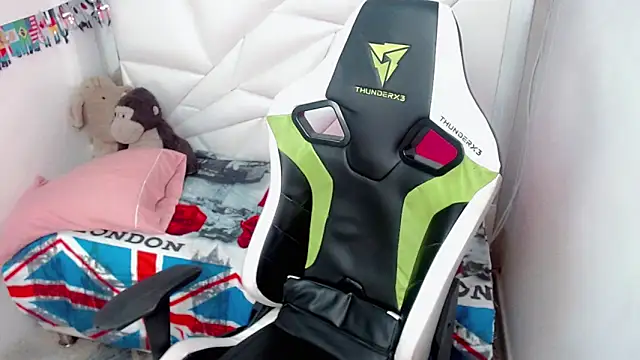 Liarr_ 在線直播表演