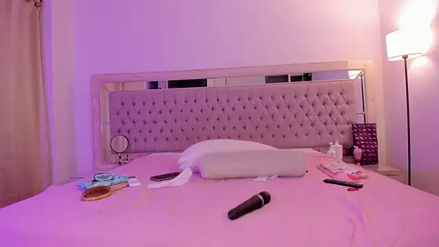 XXX chat uživo modela hi_kiittyy