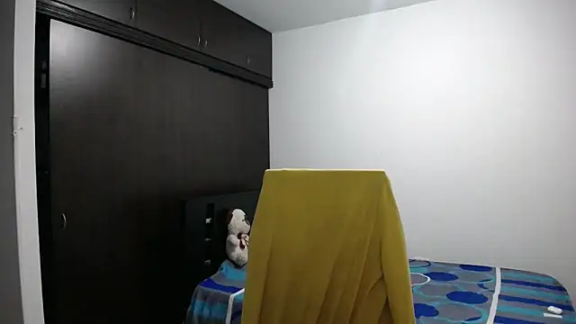 Онлайн чат XXX axel_rios_