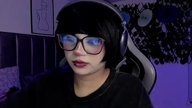 Онлайн чат XXX Kitty_Gang