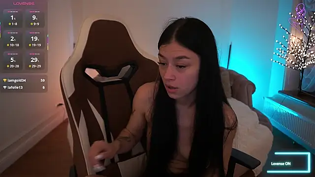 FataleNellie Live XXX-chat