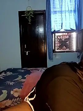 HotShanayaXO Adlı Modelin Canlı XXX Sohbeti