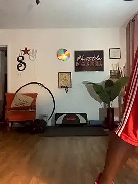 bigshh8: онлайн-секс-чат