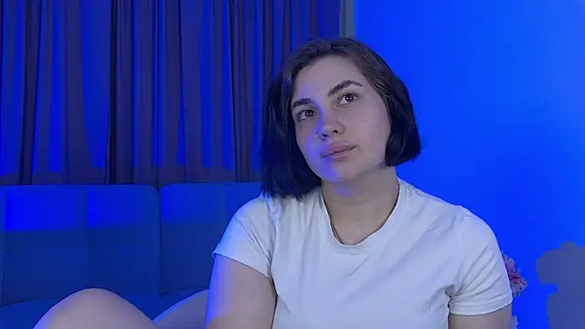 AdrianaToress 即時 XXX 聊天