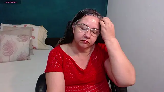 scaelettdubois Chat XXX in diretta