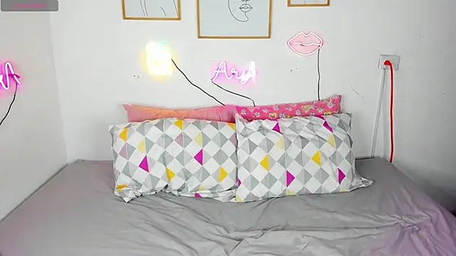 دردشة arielmishel الجنسية المباشرة