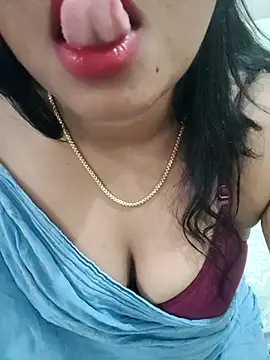 Ramya_456のウェブカメラショー