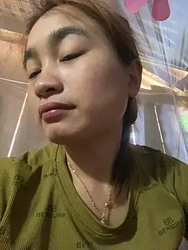 yuii-717 Show Webcam