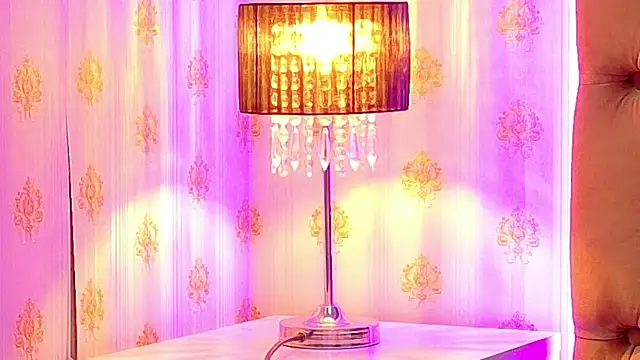 CoraVex's Live XXX Chat