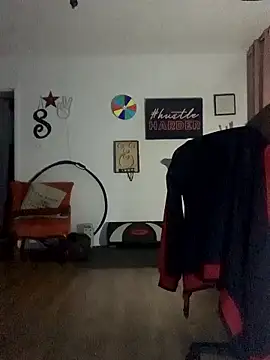 bigshh8's Webcam Show