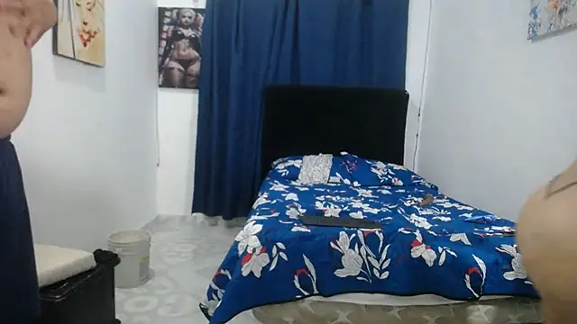 Meloncillo_and_Babyliss99 即時 XXX 聊天