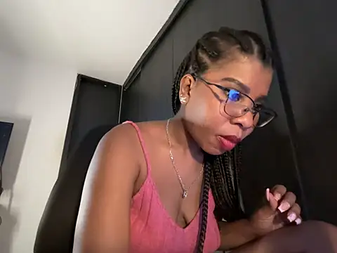 ivonjonessn Live XXX chat
