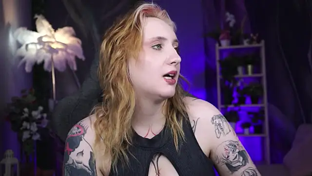 AsheLuckerのライブXXXチャット