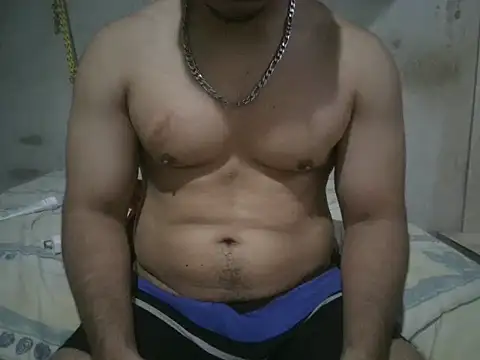 Pokazy przed kamerką – Alcee490