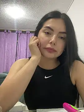 Онлайн чат XXX Cami_olarte