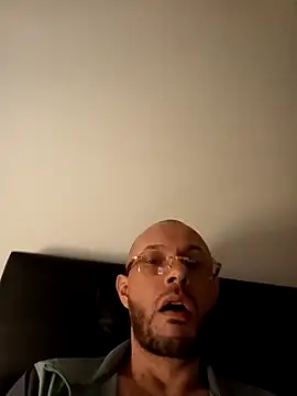 عرض كام Guitccch