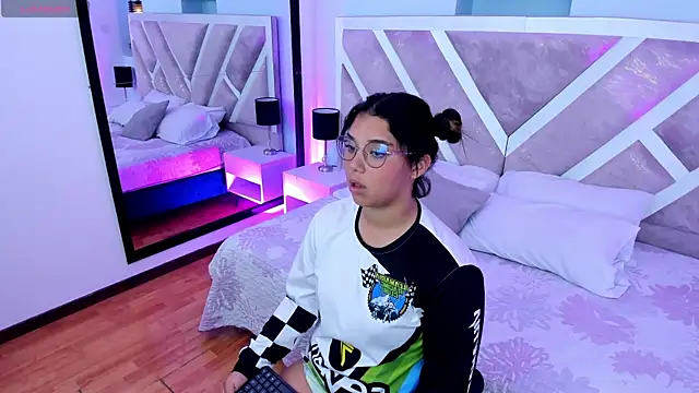 Mia_Velez1's Live XXX Chat