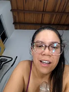 Aila_Phone Live XXX-chat