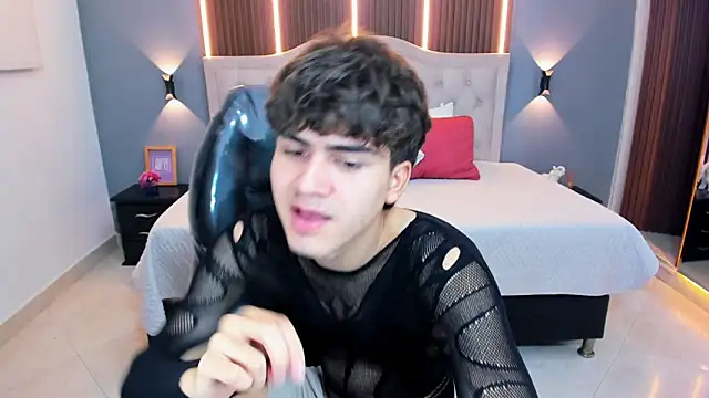 Tommy18__ Live XXX-Chat