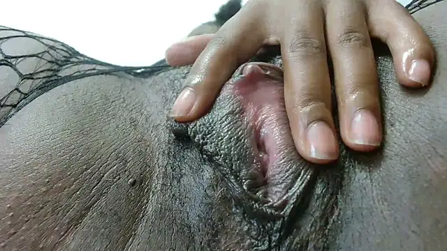 دردشة DirtySweetlola32 الجنسية المباشرة