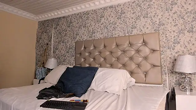 Вебкам-шоу MikeHuddson