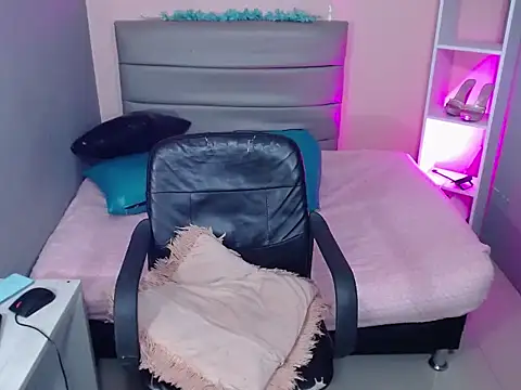 XXX chat uživo modela calma_ramseyrs707