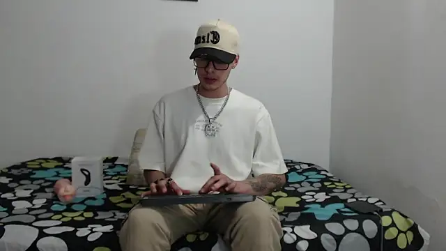 XXX chat uživo modela Vlad__night