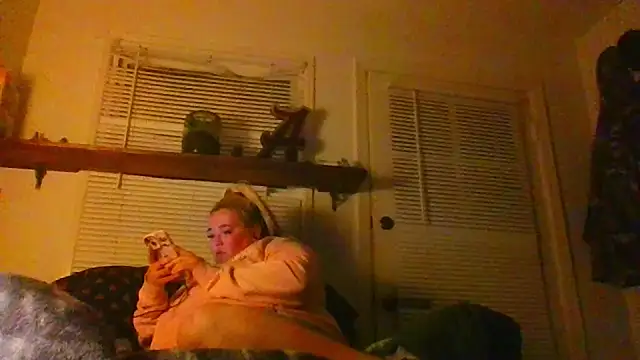 ajsin7: διαδικτυακό σόου στην κάμ ερα