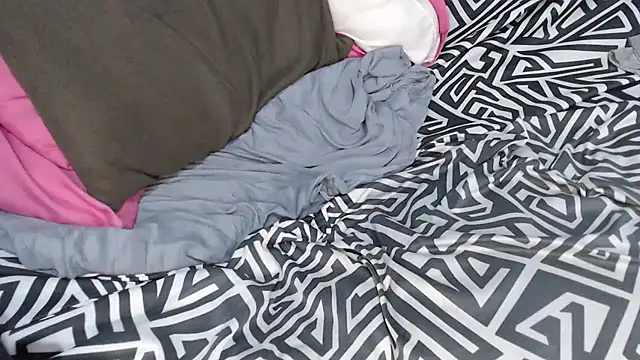 CamilaRoom: онлайн-секс-чат