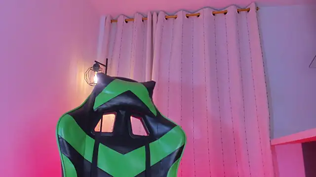 Chat XXX Live SweetLittleQueenBat