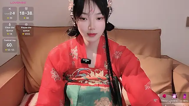 Show modela upoo7lt na web-kameri