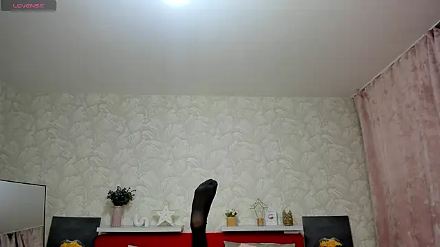 Chat +18 de KattyPeachX ao vivo