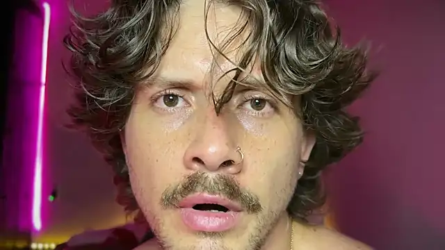 Webkamerová show mcklister_kinky_feets