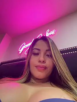 sexyyykloee Chat XXX live