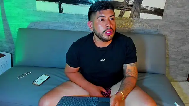 Im_Axiel 网络视讯表演