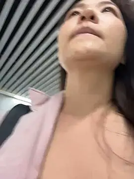 xiaochengzi505 网络视讯表演