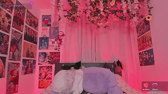 XXX chat uživo modela MissCurvyTop