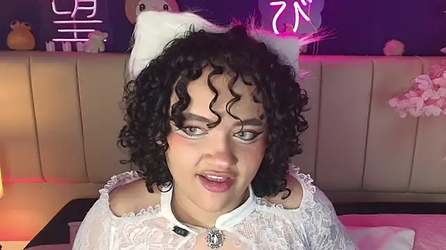 _sarahRoseのライブXXXチャット