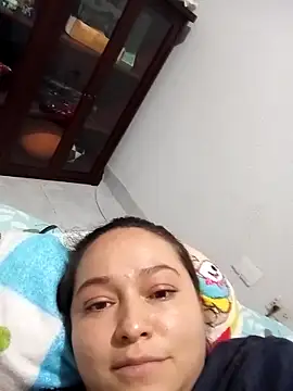 SabrinaVantress 即時 XXX 聊天