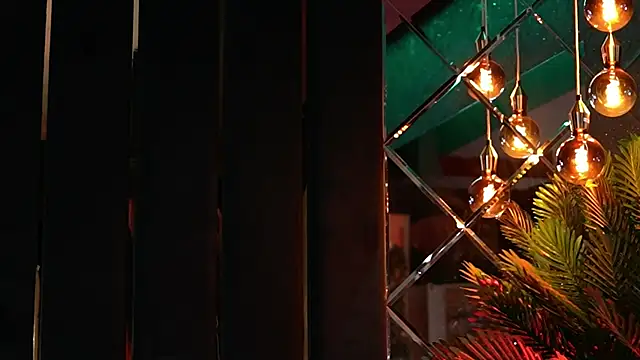 عرض كام RavennaDArcy