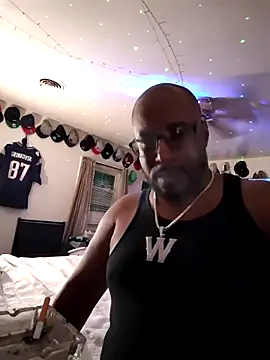 HusbandType's Webcam Show