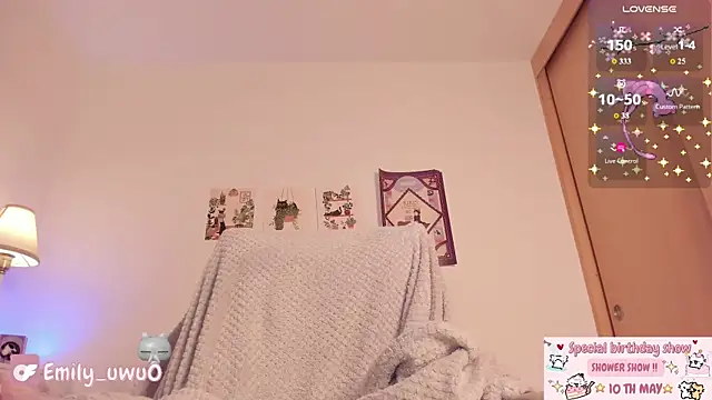 emily_uwu0 élő XXX-chatje