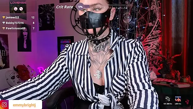 XXX chat uživo modela Emmybrightj_