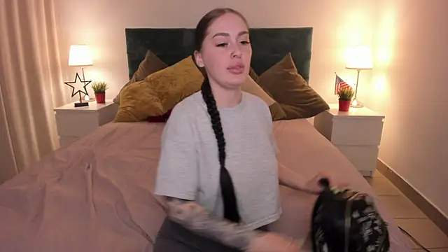 missAngellina's Live XXX Chat