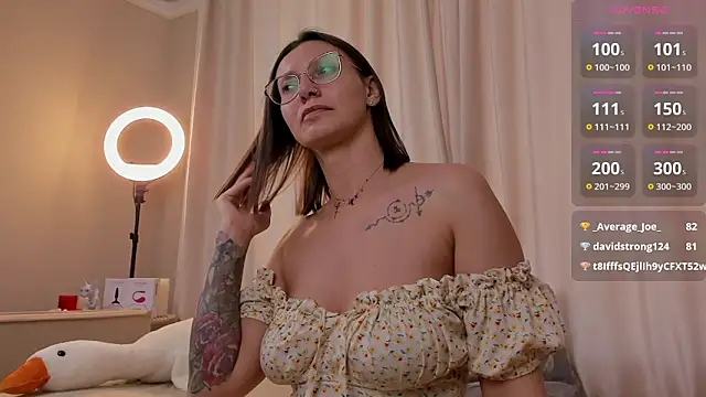 WitchBitch_13 Live XXX-Chat